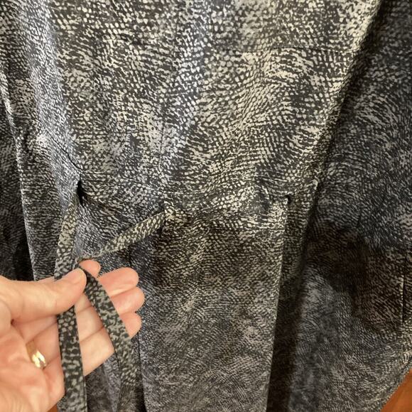 Athleta Women’s Topanga Jumpsuit Sz 2X NWOT Black Gray Jumper Tie Waist Pockets - Picture 6 of 10